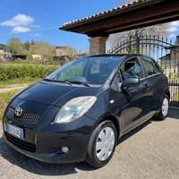 Toyota Yaris 1.3 5 porte Sol