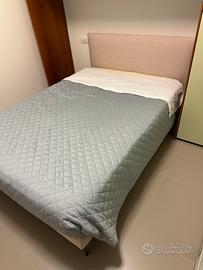 Letto matrimoniale francese