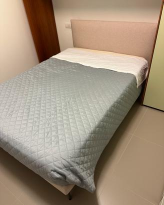 Letto matrimoniale francese