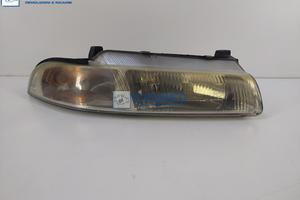 Faro ant dx CHRYSLER STRATUS '94