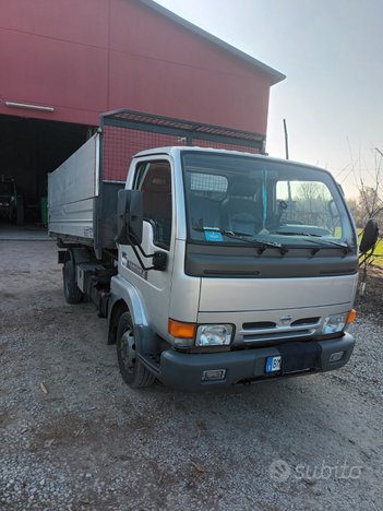 Nissan cabstar e110