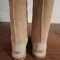 Ugg stivali beige nr 39