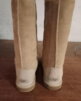 Ugg stivali beige nr 39