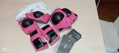 protezioni x sport a rotelle 