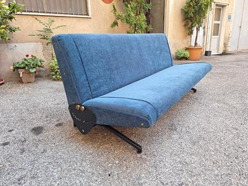 divano D 70 Osvaldo Borsani per Tecno anni 70