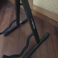 Supporto per chitarra Proel