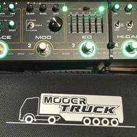 Pedaliera mooer black truck