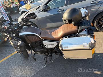 Royal Enfield Himalayan 411