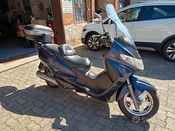 Suzuki Burgman 400