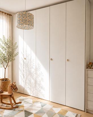 Armadio bianco laccato a 3 moduli