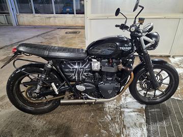triumph street twin 900