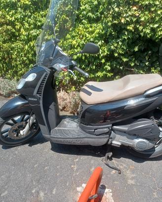 piaggio carnaby 200