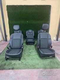 Ricambi tappezzeria disponibile Renault Scenic
