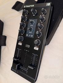 Console Traktor Kontrol X1 e Traktor Kontrol Z1