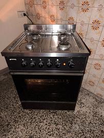 Cucina a gas SMEG 4 fuochi