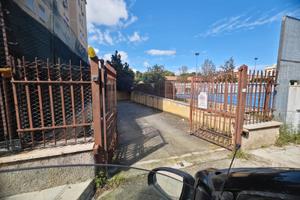 Magazzino finestrato115mq carrabile calatafimi bas