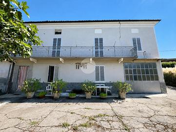 CASA SEMINDIPENDENTE A GRANA