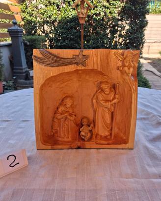 Quadretto Natività in altorilievo in Cirmolo
