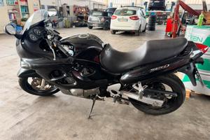 Suzuki GSX 750 f 2004 km. 42.000