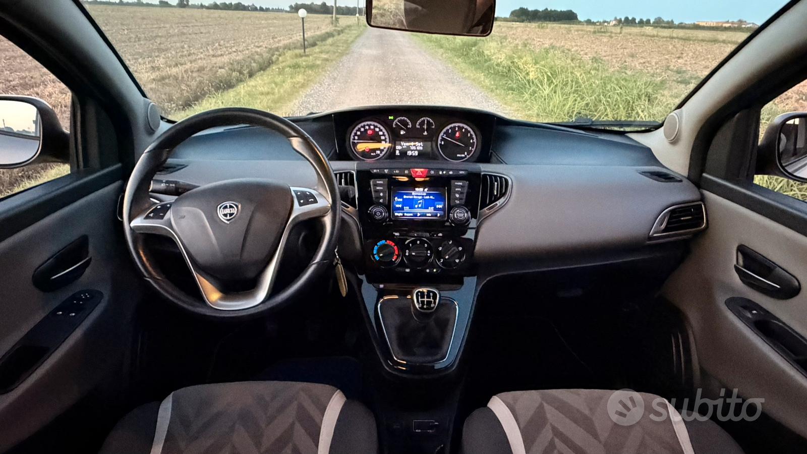 Lancia Ypsilon 2016 photo 5