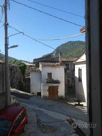 Casa indipendente di 100 m² con 4 locali a Vairano