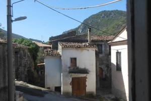 Casa indipendente di 100 m² con 4 locali a Vairano