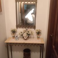 tavolino ingresso e specchio