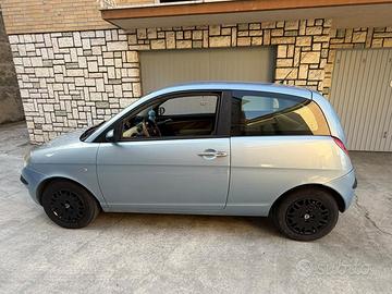Lancia ypsilon 2004 neopatentati benzina