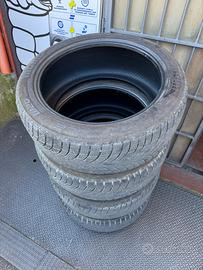 Gomme momo invernali