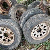 Cerchi e gomme suzuki samurai