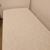armadio, comodino, struttura letto, materasso...