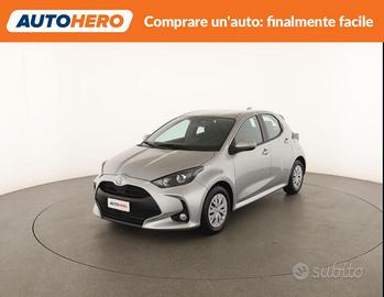 TOYOTA Yaris CD35142