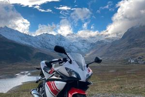 Yamaha R 125