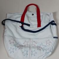 Borsone in tela robusta con tasche