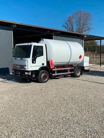 Cisterna trasporto GPL Iveco 150