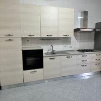 Cucina completa PARI AL NUOVO con elettrodomestici