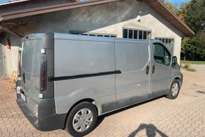 Renault Trafic 2.5 turbo 140 cv ice