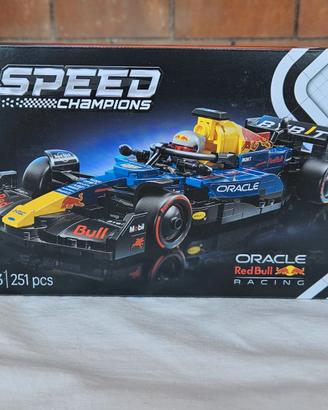 LEGO 77243 Speed Champions Oracle Red Bull Racing