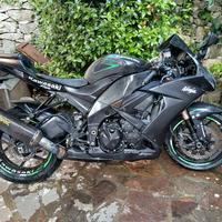 KAWASAKI ZX 10 R