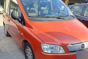 Auto Fiat multipla