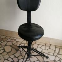 Seggiolino con schienale per batteristi ecc....