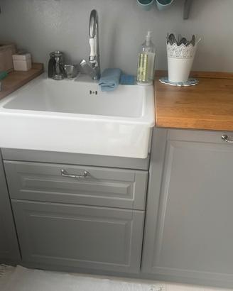 Cucina in legno lineare