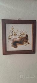 Quadretto in ceramica con cornice in legno vintage