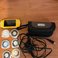 PSP edizione Simpson + 6 Giochi