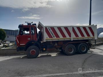 Iveco 330.36