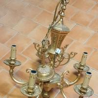 Lampadario colore oro