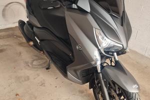  Yamaha XMax 400  Aprile 2015