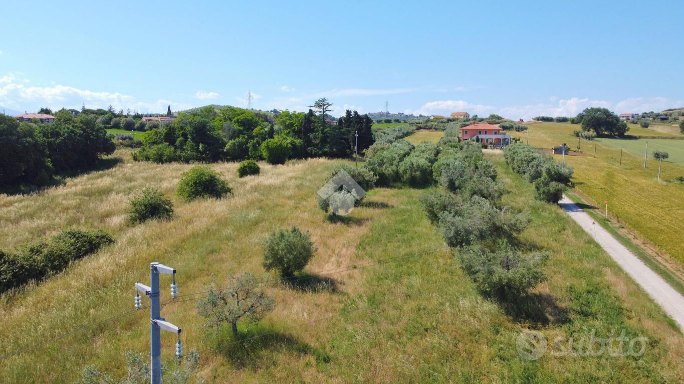TERRENO A GIULIANOVA - Vista 2