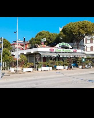 Locale commerciale/bar-ristorante-pizzeria
