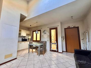 4 LOCALI A CARMIGNANO